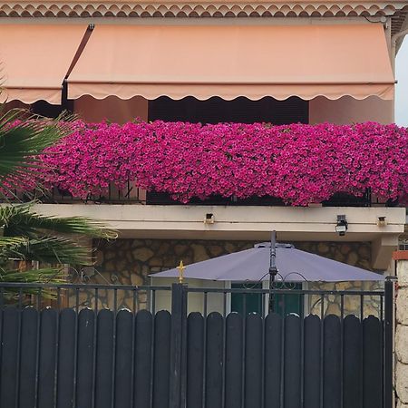 Villa Ange Azur 2 วิลล์เนิฟ-ลูเบ ภายนอก รูปภาพ
