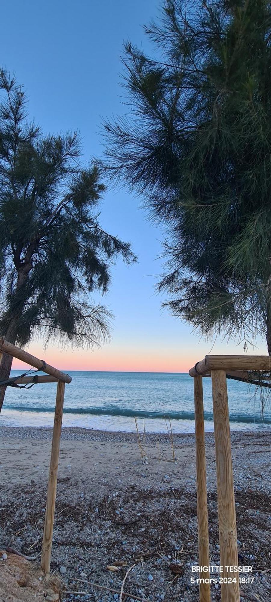Villa Ange Azur 2 วิลล์เนิฟ-ลูเบ ภายนอก รูปภาพ